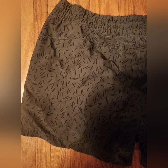 MEC shorts - Picture 3 of 5